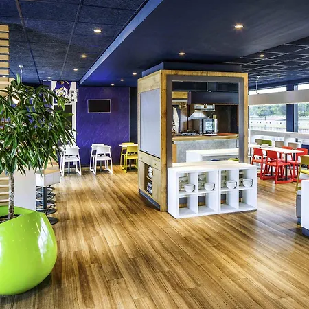 Ibis Budget Hotel Edinburgh Park-3